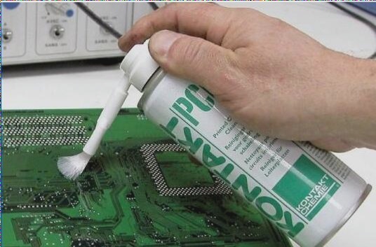 Cleaning methods for printed circuit boards