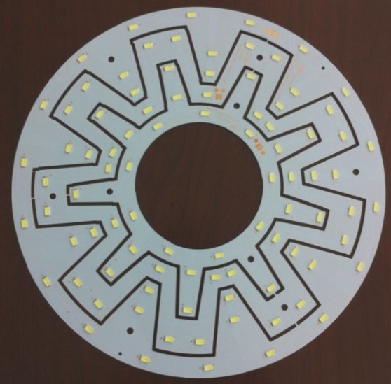 Comparison between FR-4 and aluminum PCBs