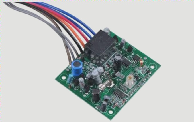 What are the typical PCB splitters used in the industry?