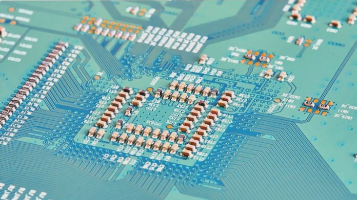 Leveraging a cost-effective PCB price estimator