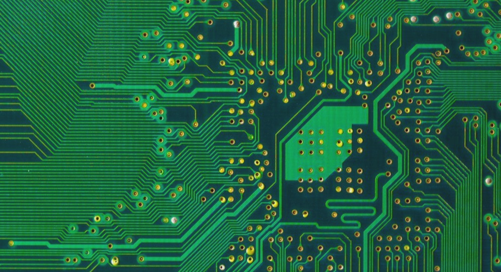 Shielding Techniques in High-Speed PCB Design