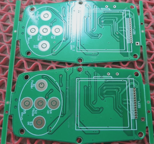 When is selective wave soldering utilized in PCB manufacturing?