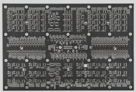 PCB transmission line model for printed circuit boards.