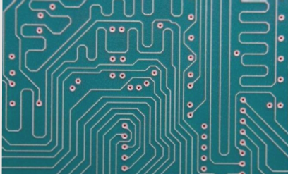 The distinction between PCB PTH (Plated Through Hole) and plastic plating.